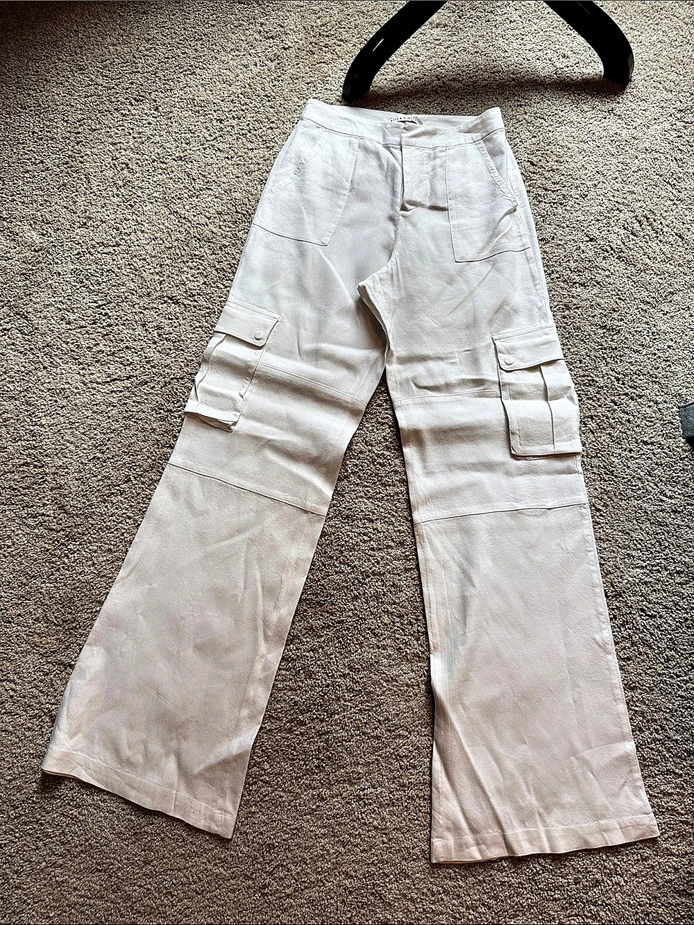 alice + olivia White Wide Leg Cargo Pants